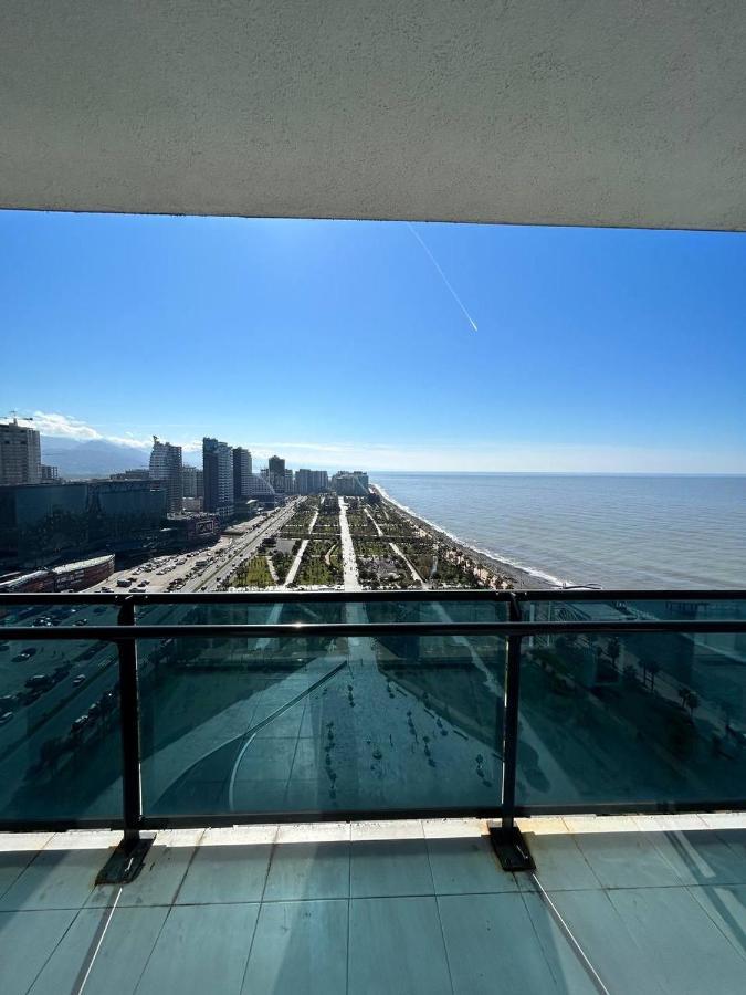 Студия С Потрясающим Видом На Море В Orbi Beach Tower Batum Dış mekan fotoğraf